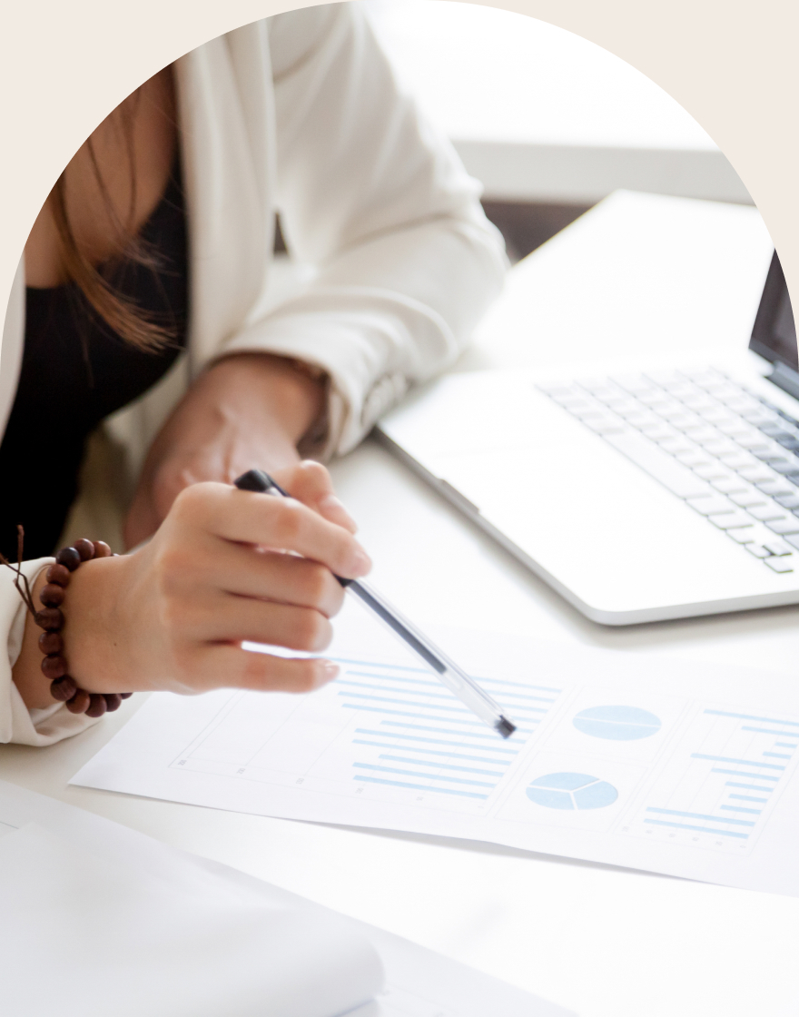 Consultoría financiera: análisis de números y gráficos